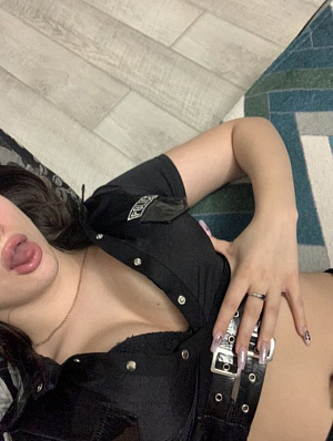 Каролина — фото и список услуг